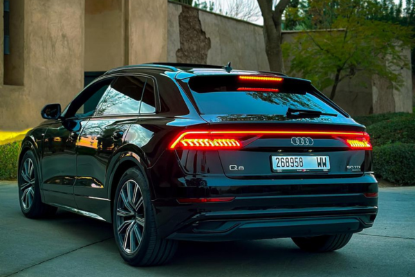 Audi Q8 For Rent à Marrakech